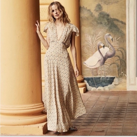 Doen Dresses & Skirts - ISO Doen Adra in Medium!